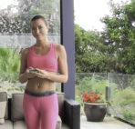 VIDEO: Outdoors Exercise Hotness!
