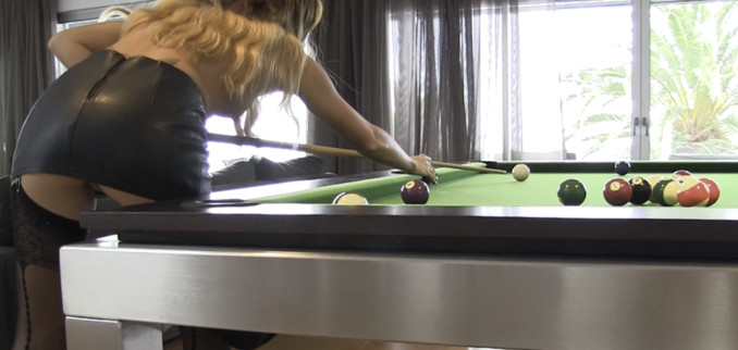 VIDEO: Just shooting some pool