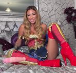 VIDEO: Wonder Woman Has A Day Off
